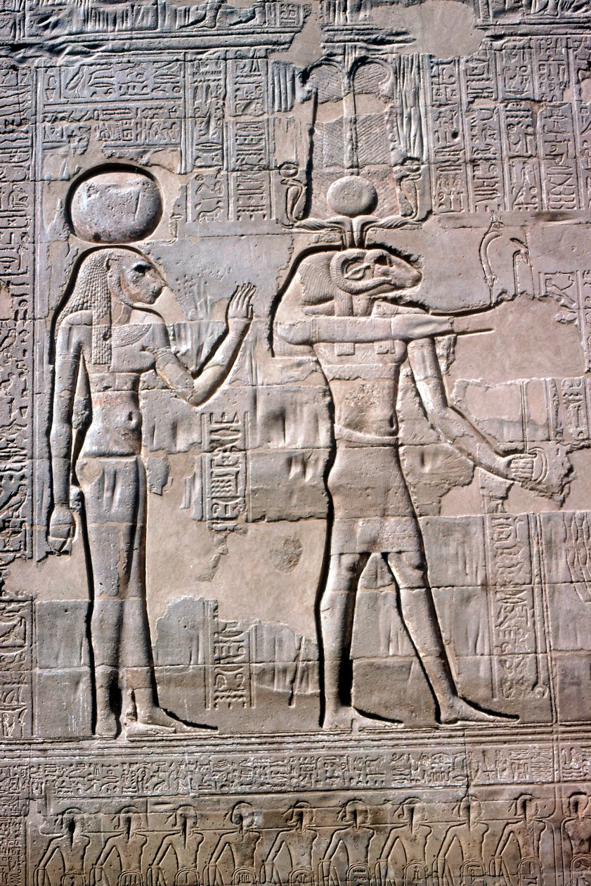 Detail reliéfu Sekhmet a Chnum, Chrám Chnum, Ptolemaiovské a římské období od Unbekannt