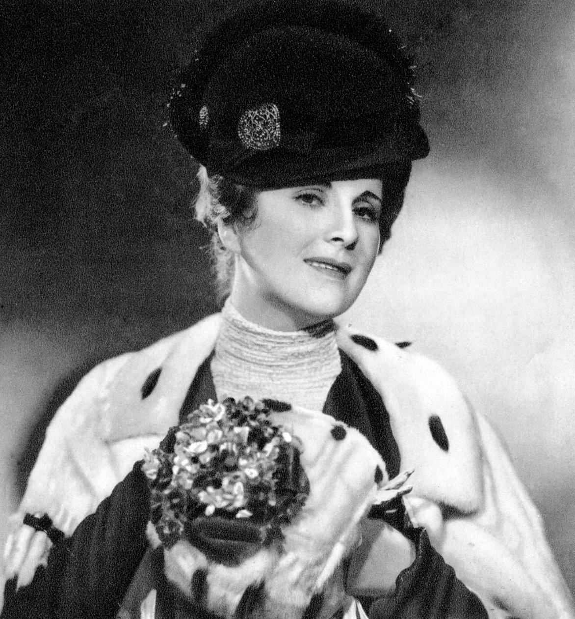 Diana Wynyard , britská divadelní a filmová herečka, 1934-1935 od Unbekannt