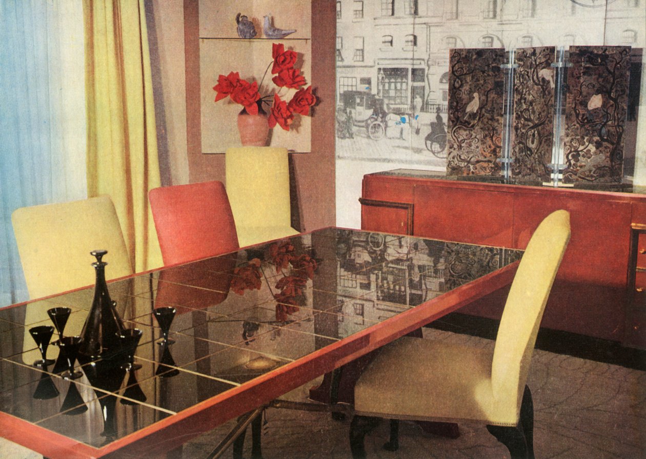 Jídelna v laku sang-de-boeuf, Hayes Marshall pro Fortnum & Mason Ltd., Londýn, 1937. od Unbekannt