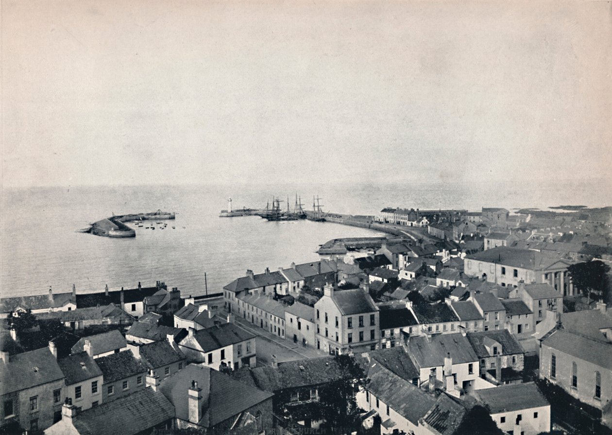 Donaghadee - pohled z věže kostela, ukazující přístav, 1895 od Unbekannt