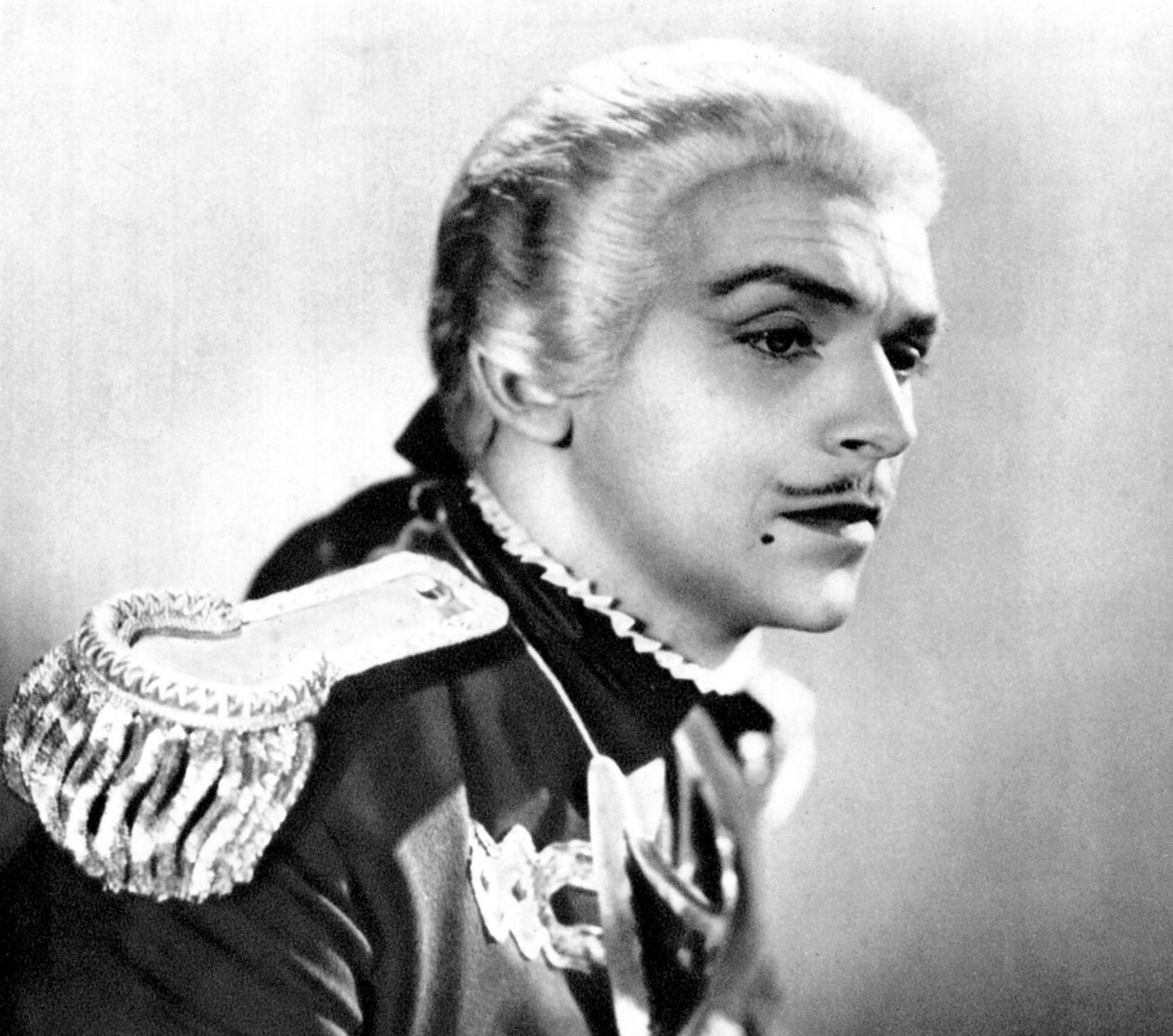 Douglas Fairbanks Jr , americký herec, 1934-1935 od Unbekannt