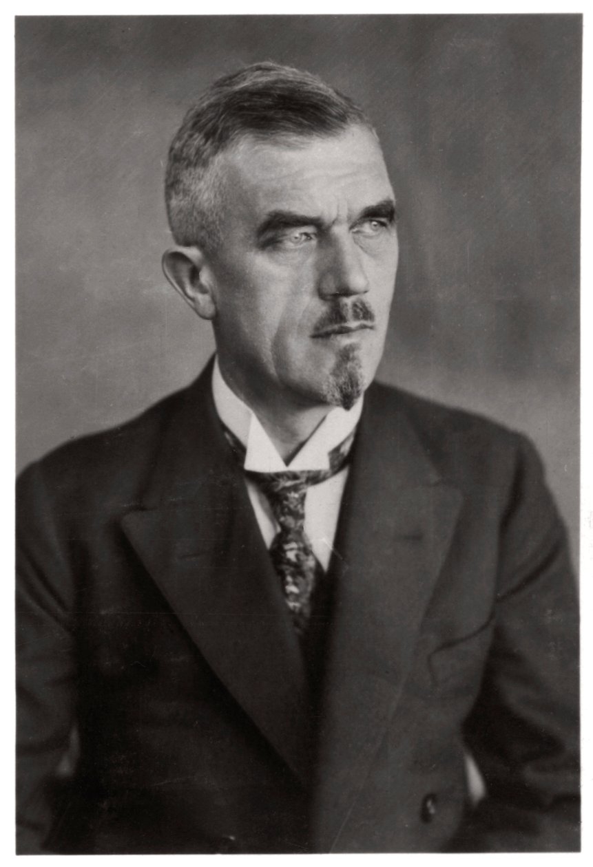Dr Ludwig Duerr, německý konstruktér vzducholodí, konec 19. nebo začátek 20. století 1933 od Unbekannt