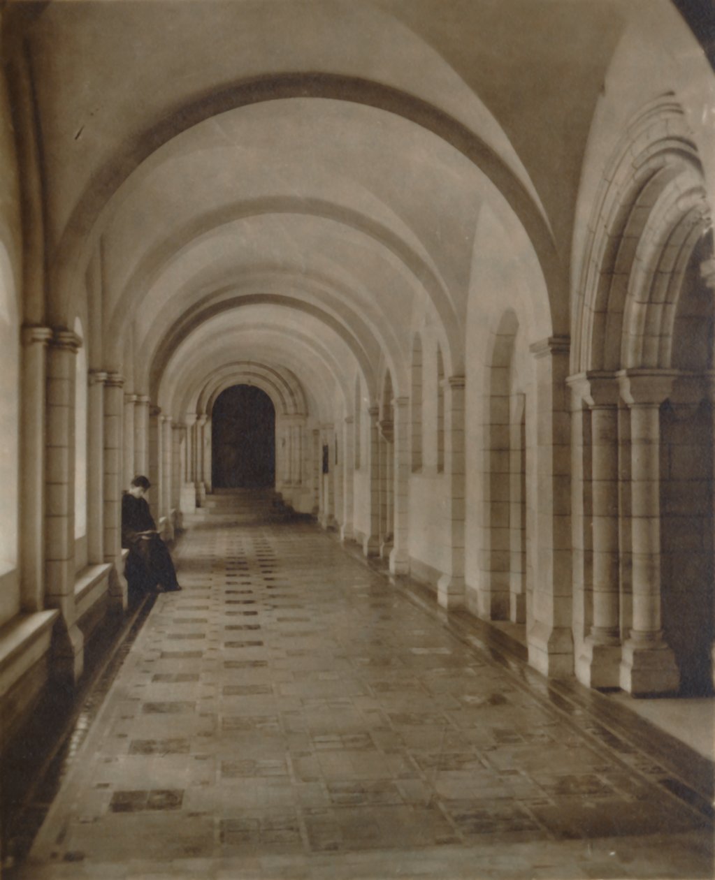 East Cloister, Buckfast Abbey, konec 19.-začátek 20. století od Unbekannt
