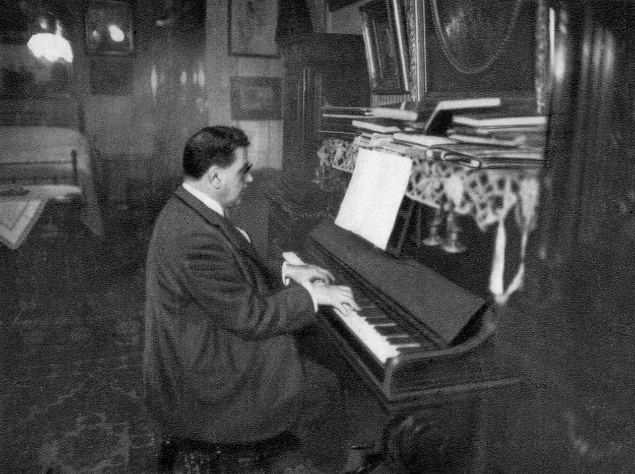 Edouard Herriot, francouzský radikální politik, hra na klavír, 1925 od Unbekannt