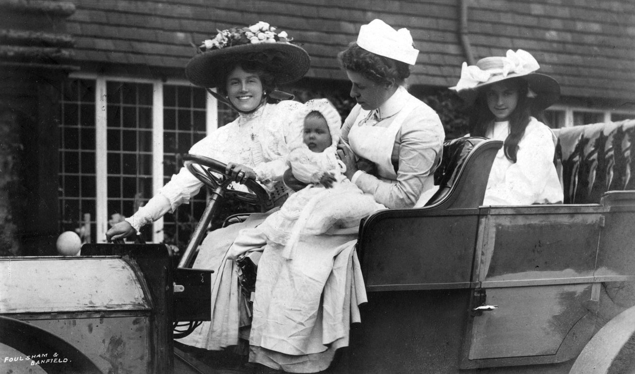 Ellaline Terriss, britská herečka, se svou dcerou a dítětem, c1906 od Unbekannt