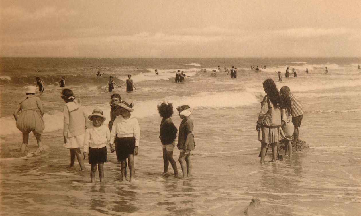 Děti ve vaně, koupání dětí, c1900. od Unbekannt