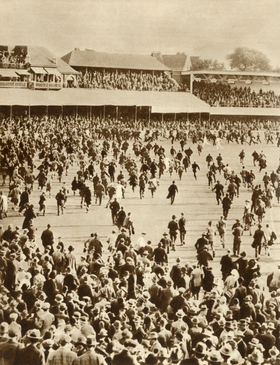 Anglie vyhrává The Ashes proti Austrálii, Oval Cricket Ground, Londýn, 1926, 1935. od Unbekannt
