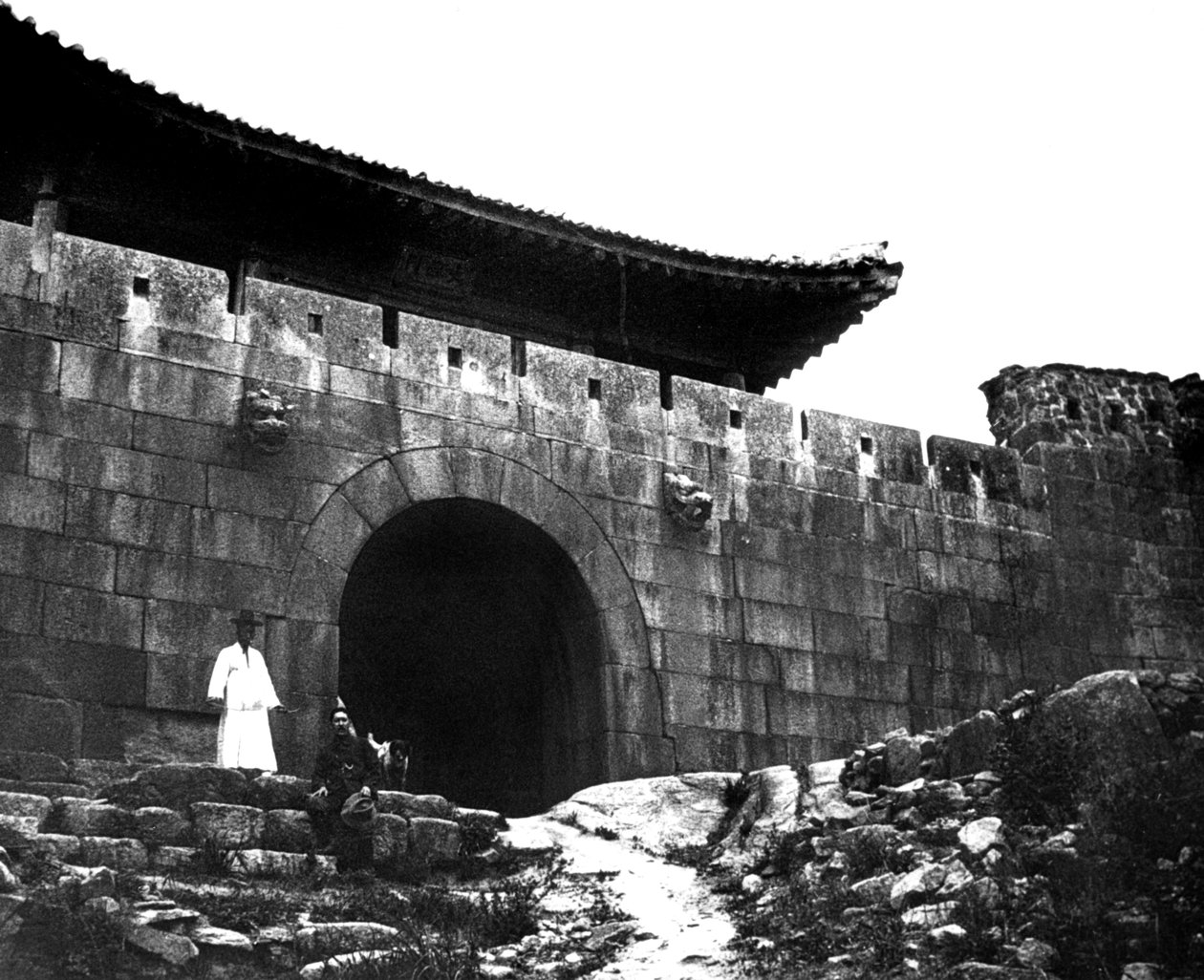 Vchod do chrámu, Korea, 1900 od Unbekannt