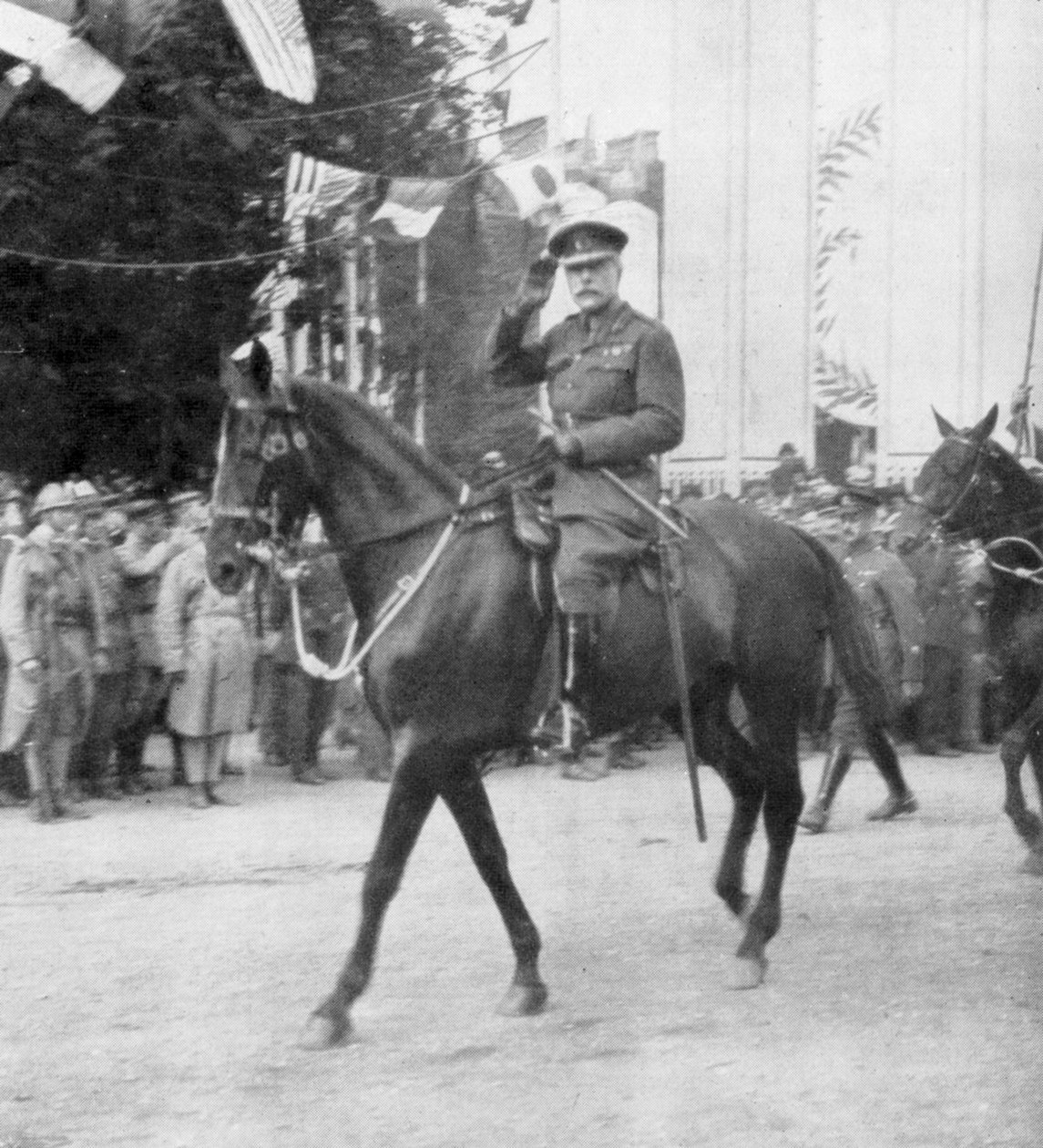 Polní maršál Sir Douglas Haig během vítězné přehlídky, Paříž, Francie, 14. července 1919 od Unbekannt