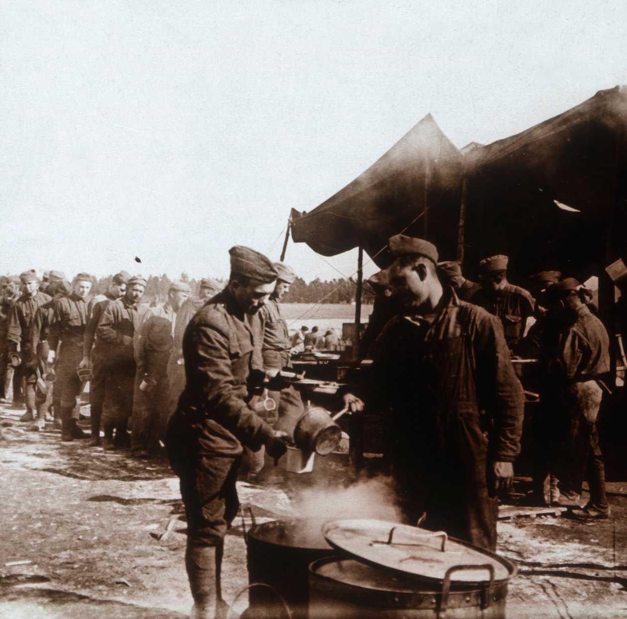 Polní kuchyně v americkém táboře, Melette, Francie, c1914-c1918. od Unbekannt
