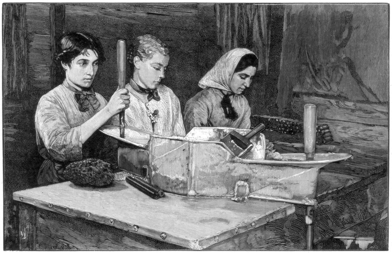 Plnění nábojnic dynamitovým práškem v Isleten, poblíž Fluelen, Švýcarsko, 1893 od Unbekannt