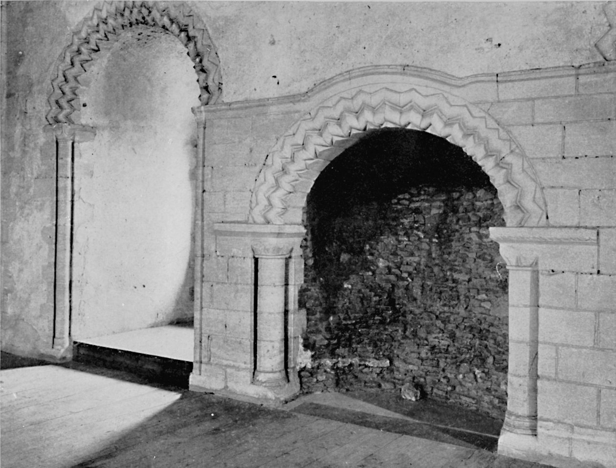Krb v hodovní síni, hrad Hedingham, Essex 12. století, 1927 od Unbekannt