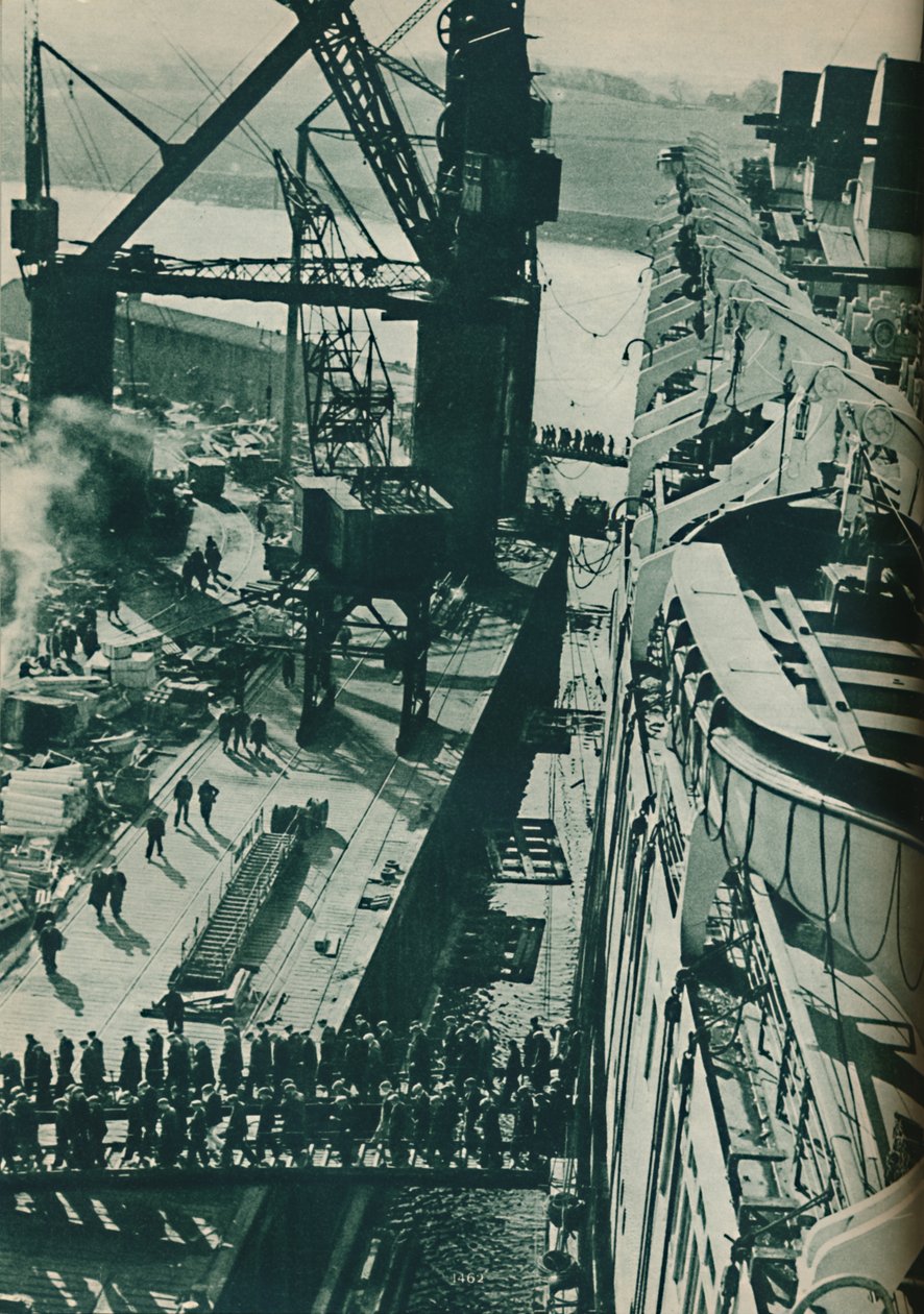 Fitting-out Basin loděnice John Brown and Companys v Clydebank, 1937 od Unbekannt