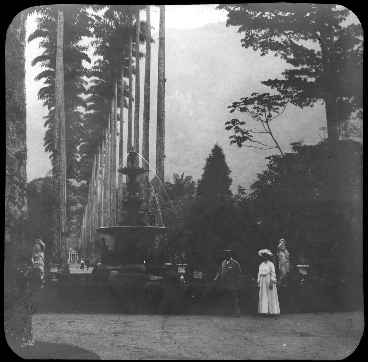 Fontána múz, botanická zahrada Rio de Janeiro, Brazílie, konec 19. nebo začátek 20. století od Unbekannt