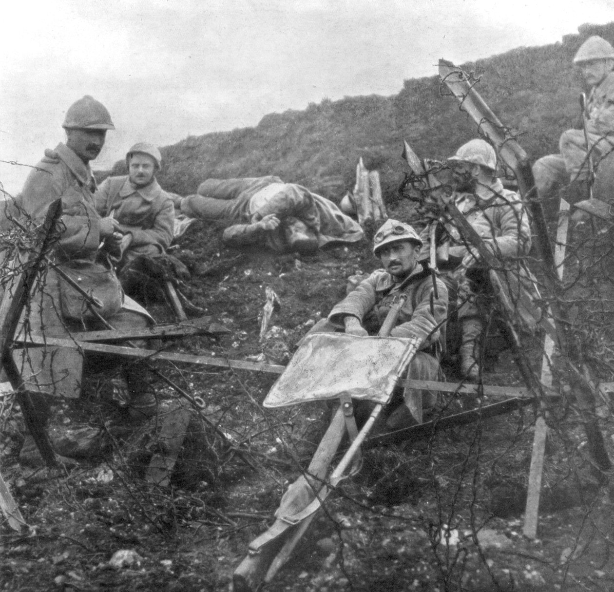 Francouzské jednotky po dobytí Souchez, Pas-de-Calais, Francie, 28. října 1915 od Unbekannt