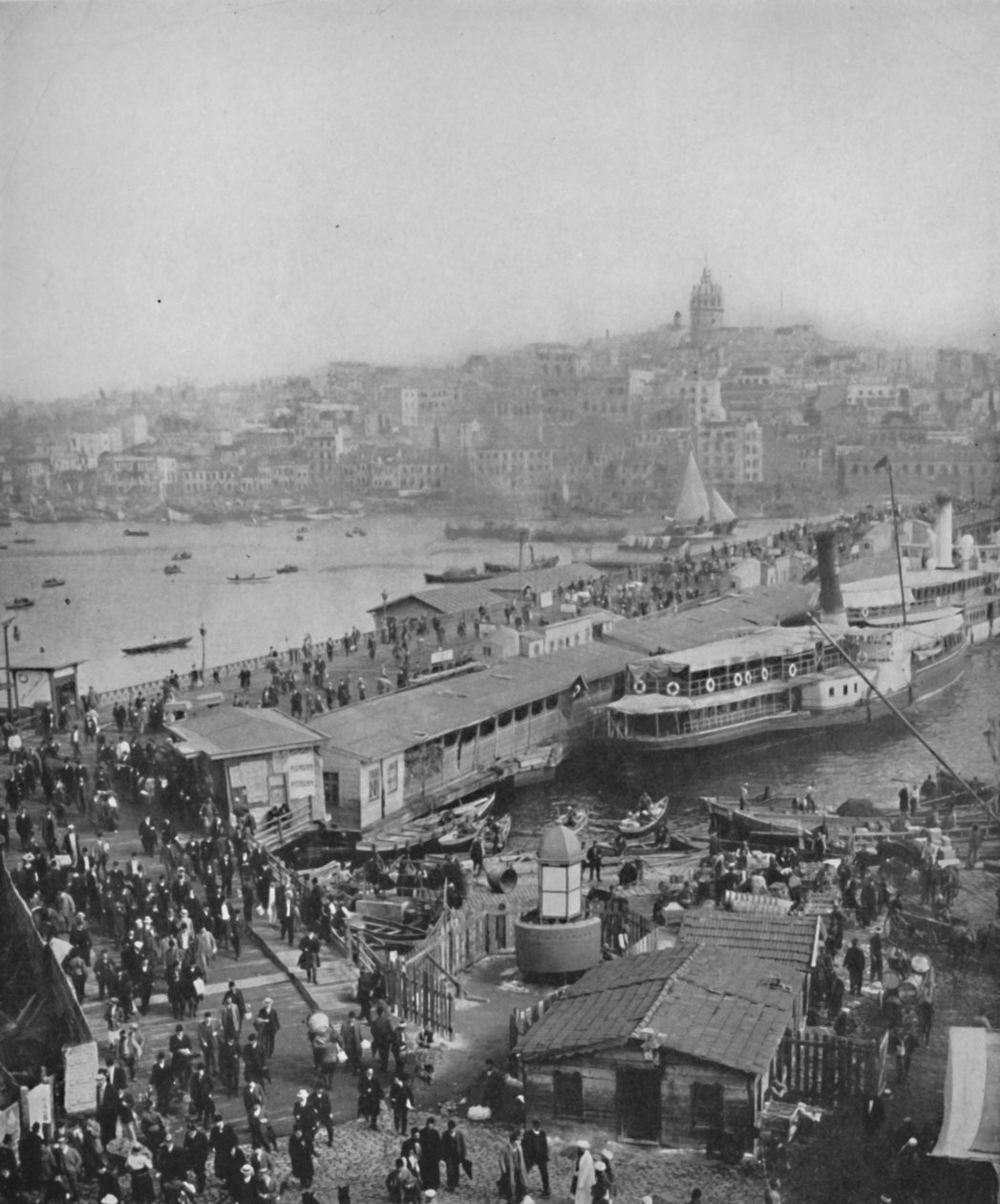 Galatský most, který spojuje Galatu a Peru, 1913 od Unbekannt