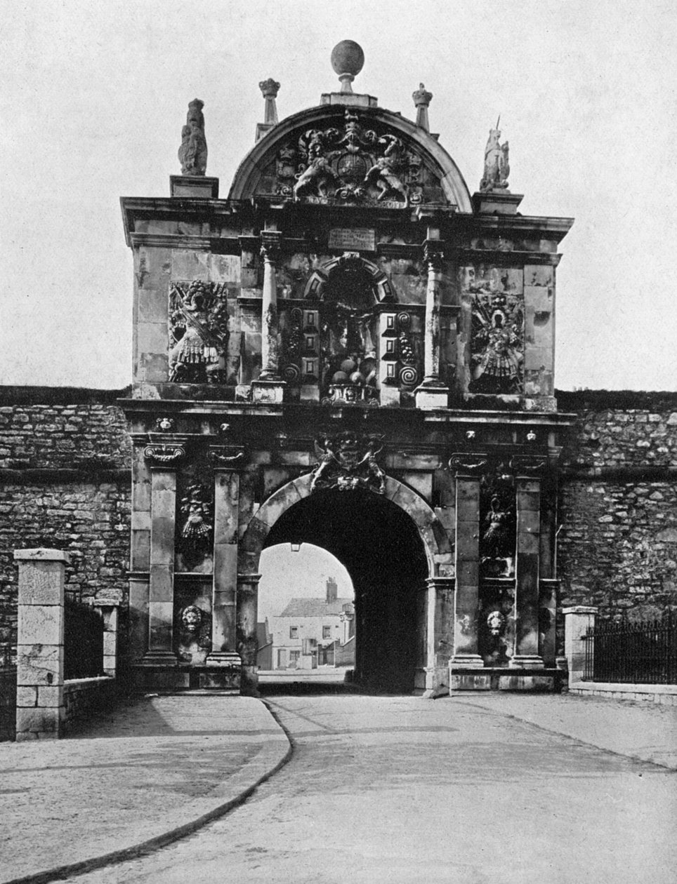 Brána Citadely, Plymouth, Devon, 1924-1926 od Unbekannt