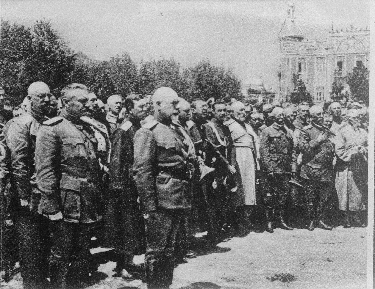 Generál Anton Děnikin se svými štábními důstojníky od Unbekannt