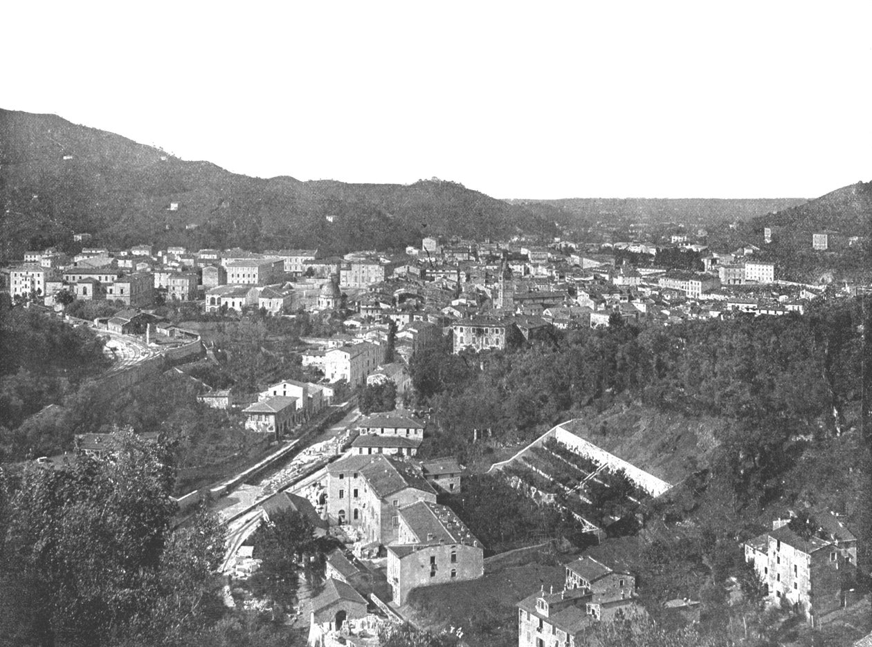 Celkový pohled na město Carrara, Itálie, 1895. od Unbekannt