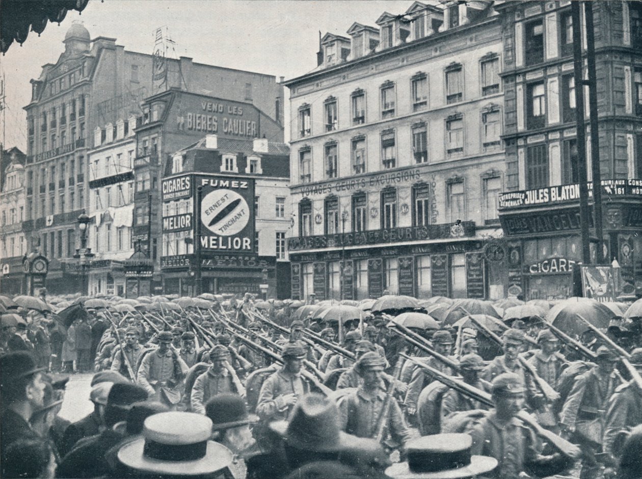 Německá pěchota vstupující do Bruselu v dešti, 1914 od Unbekannt