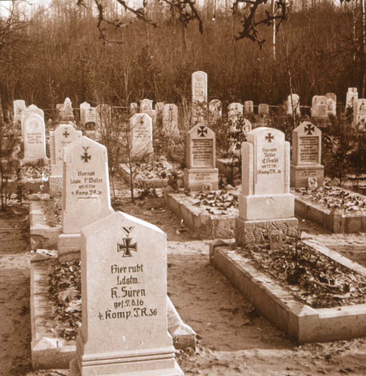 Německý hřbitov, Carlepont, severní Francie, c1914-c1918 od Unbekannt
