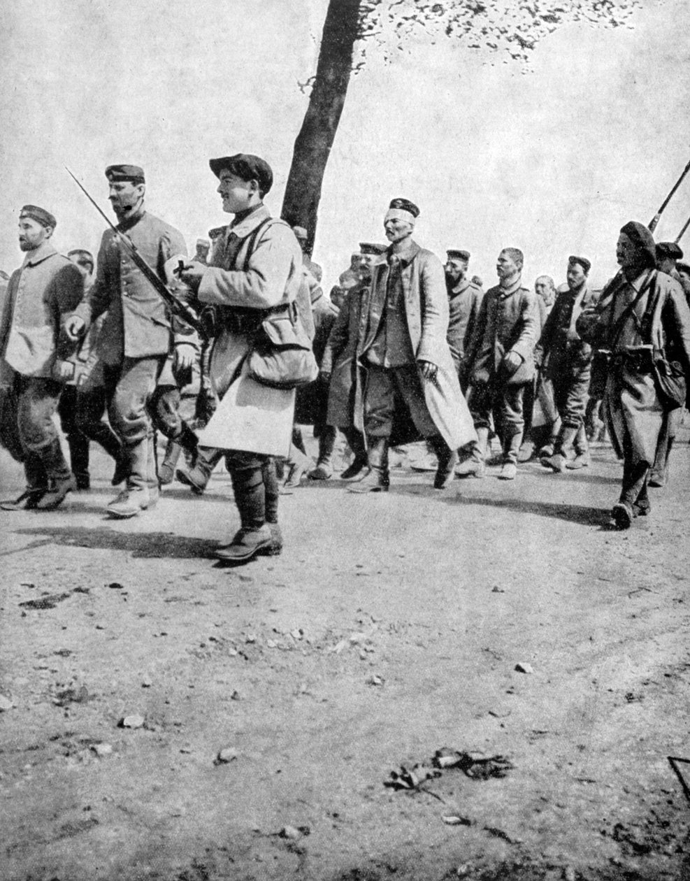Němečtí zajatci z druhé bitvy u Artois, Francie, první světová válka, 1915 od Unbekannt