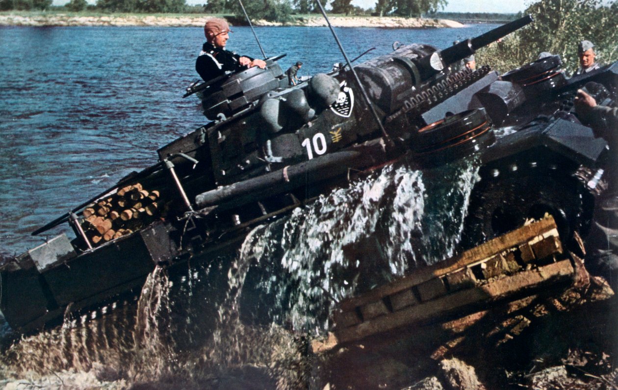 Německý tank brodící řeku, Rusko, 1941 od Unbekannt
