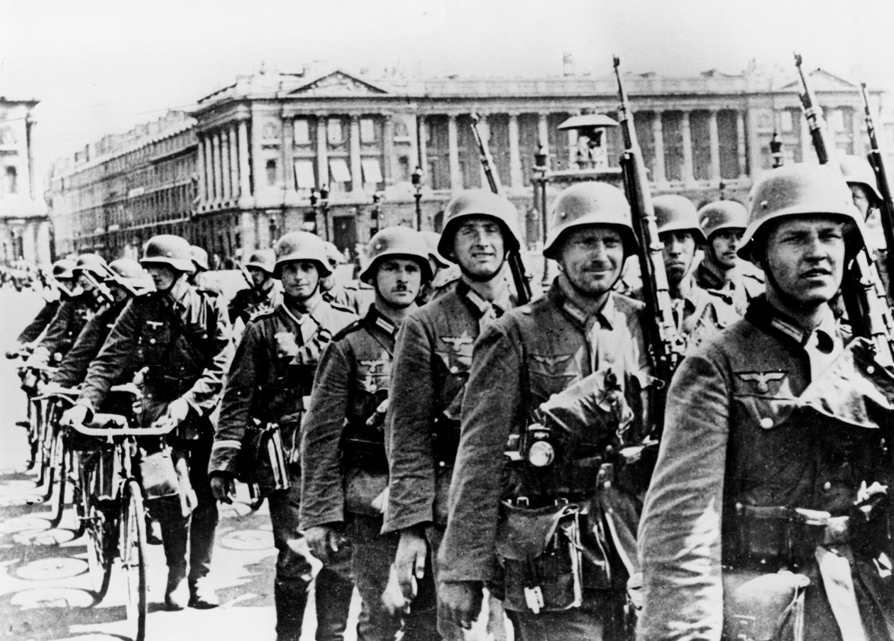 Německé jednotky pochodující přes Paříž, 17. června 1940 od Unbekannt