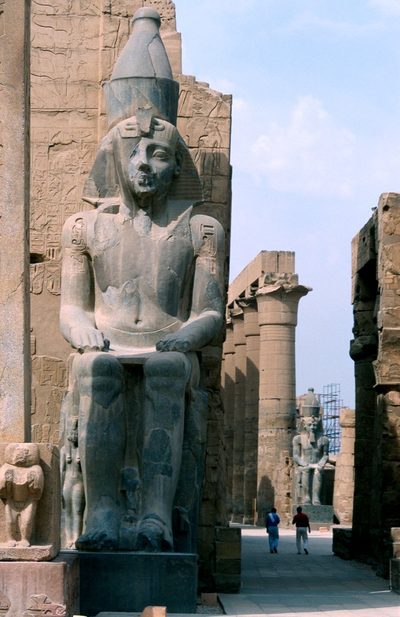 Obří socha třetího krále Ramesese II. z 19. dynastie, Luxor, Egypt, c1279-c1213 př.nl od Unbekannt