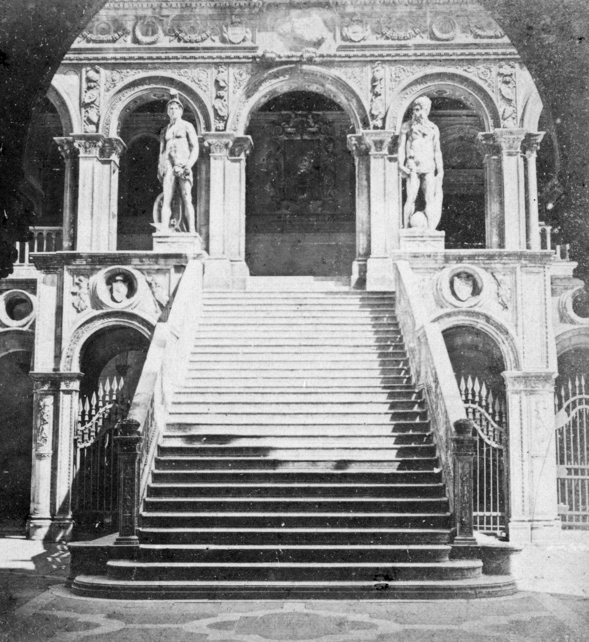 Giants Staircase, Dóžecí palác, Benátky, Itálie, konec 19. nebo začátek 20. století od Unbekannt