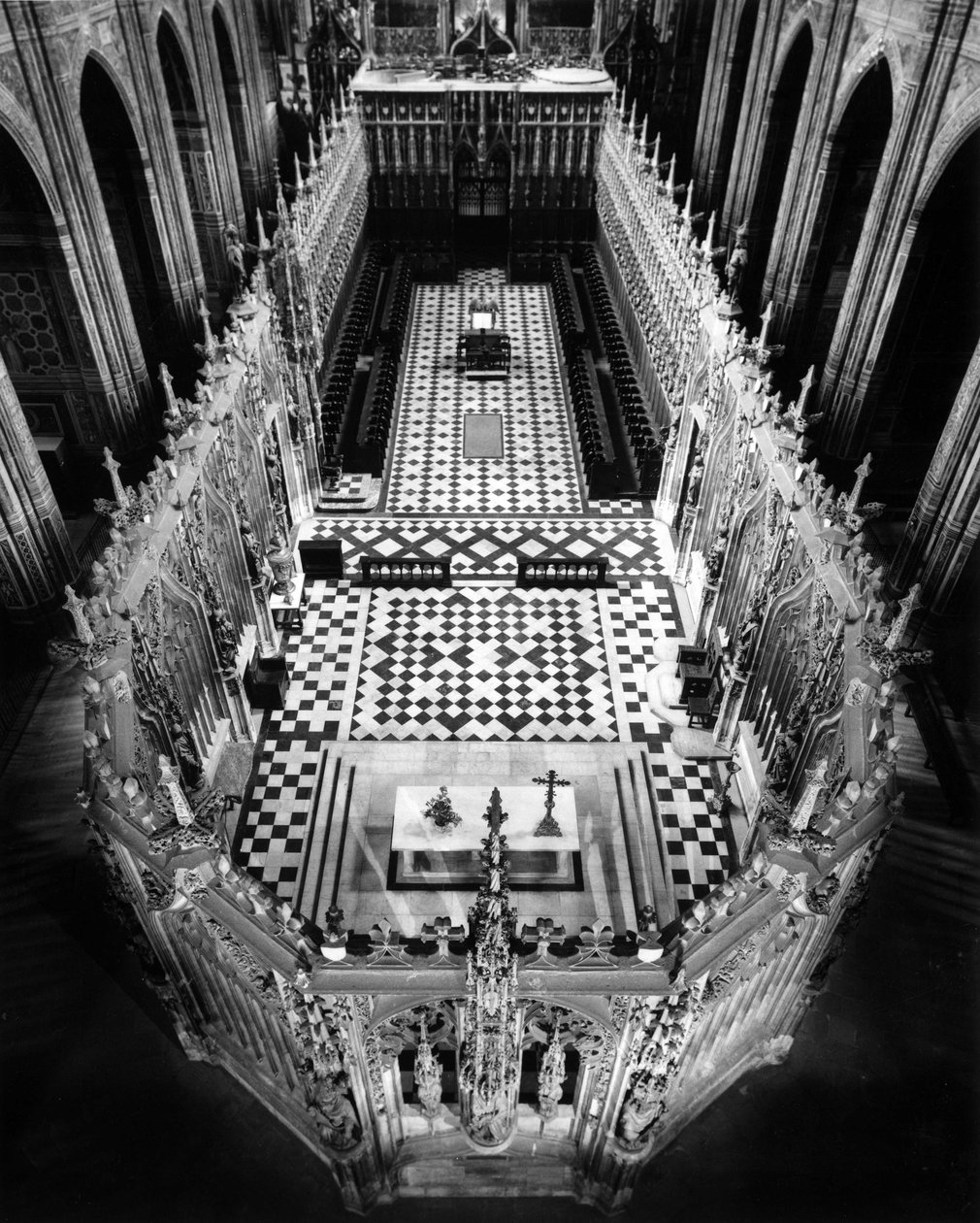 Gotická architektura: klesající pohled na plot chóru. Katedrála Saint Cecile a Albi (Tarn) ze 13. století od Unbekannt