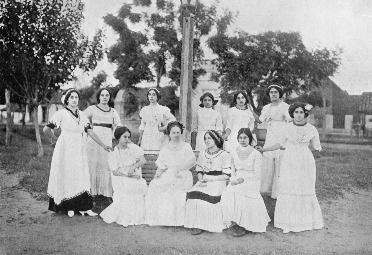 Skupina paraguayských žen, Carapegua, Paraguay, 1911 od Unbekannt