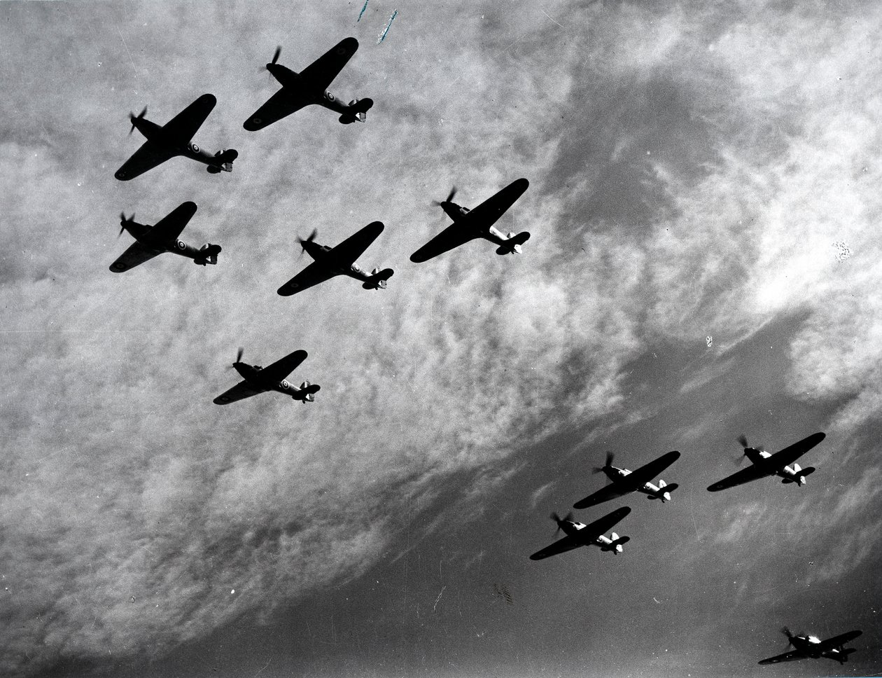Hawker Hurricanes letící ve formaci, bitva o Británii, druhá světová válka, 1940 od Unbekannt