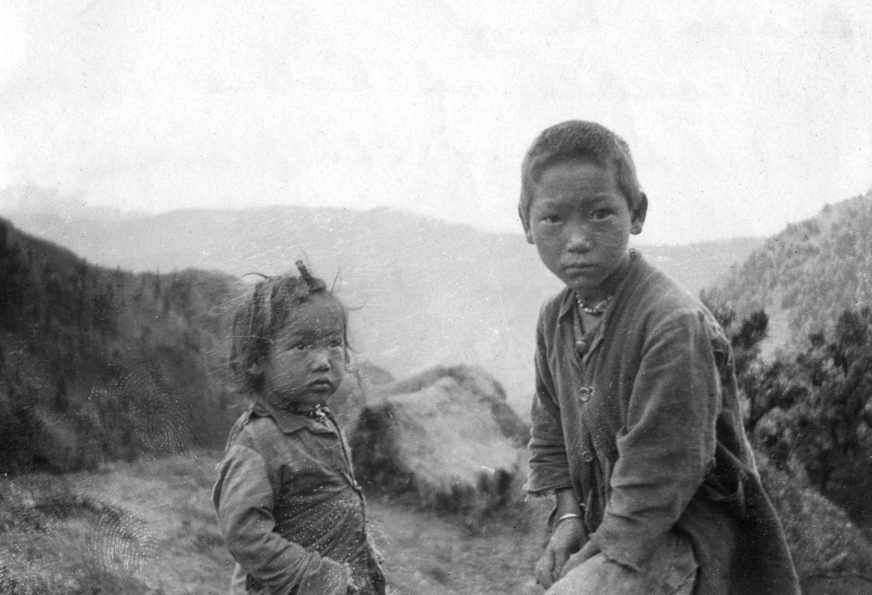 Děti horského kmene, Chakrata, 1917 od Unbekannt