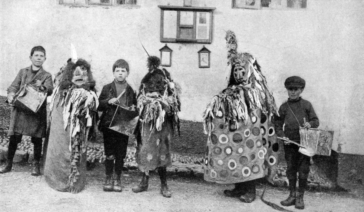 Hobby-kůň, May Day ceremonie, Somerset, c1922 od Unbekannt