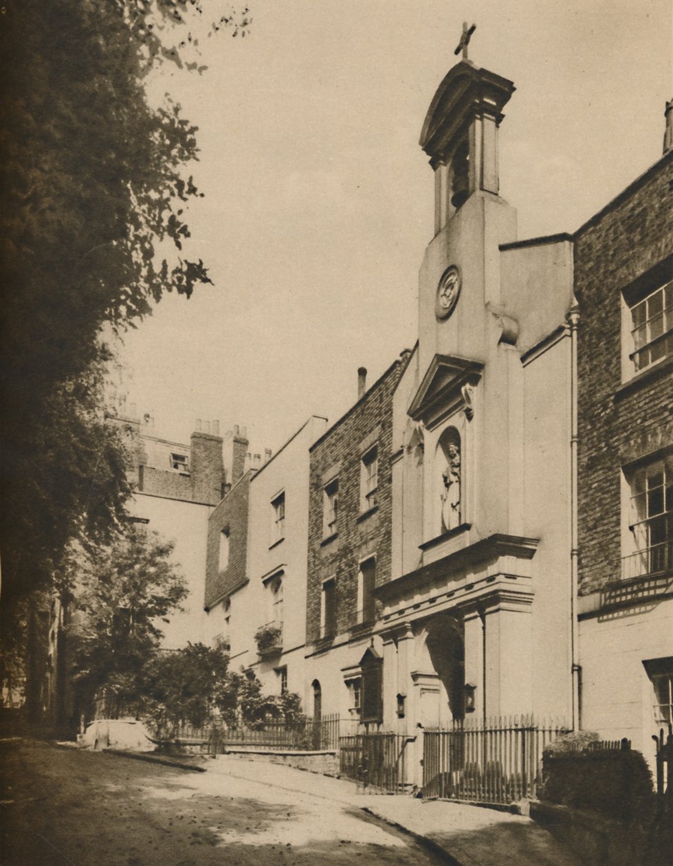 Holly Place, Tichá vedlejší cesta na Side of Hampstead Hill, c1935. od Unbekannt