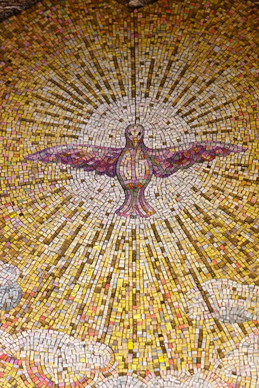 Mozaika symbolu svatého ducha v kostele Sacro Cuore di Gesu, Gallipoli, Itálie od Unbekannt