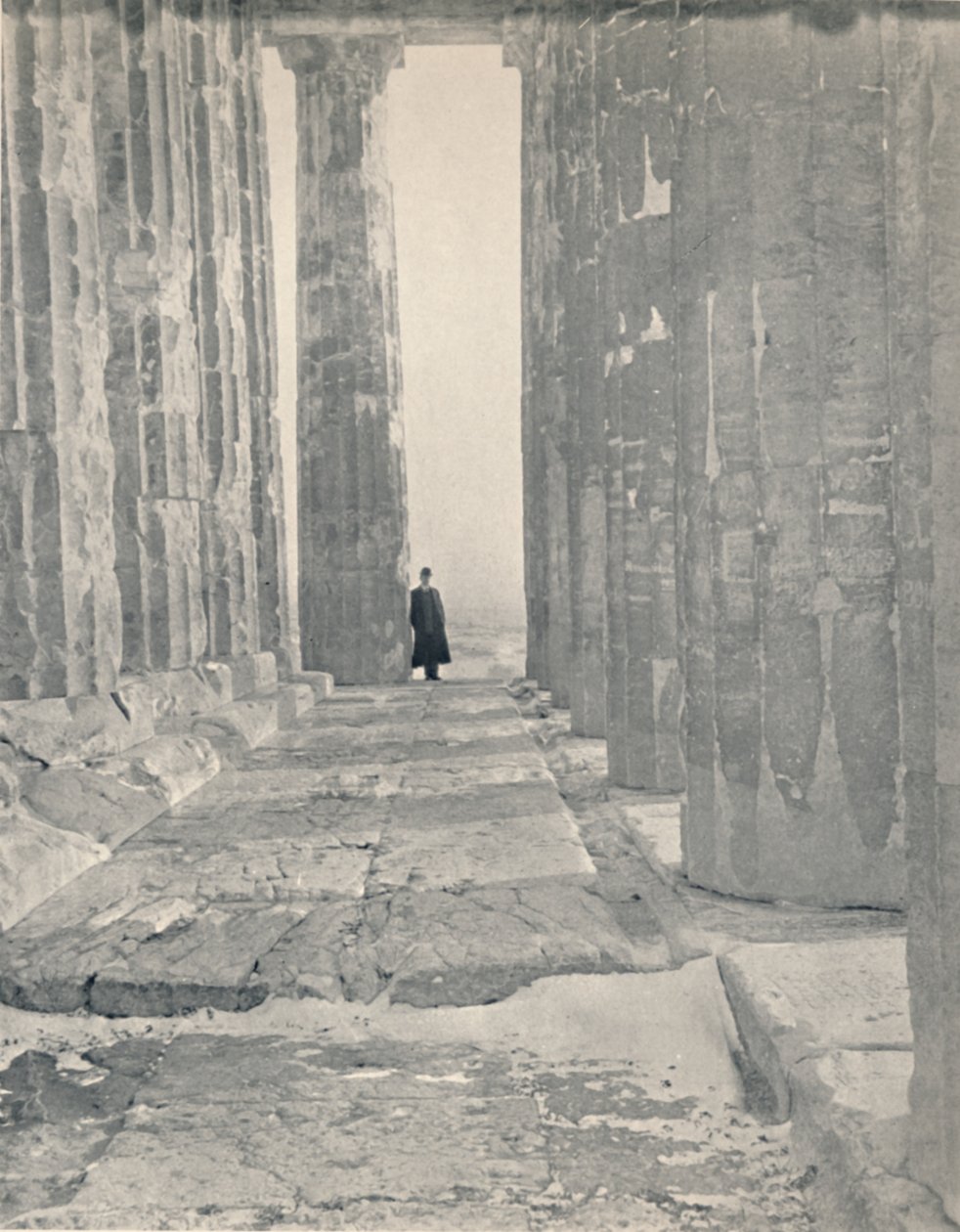 V Portico of Parthenon, 1913 od Unbekannt