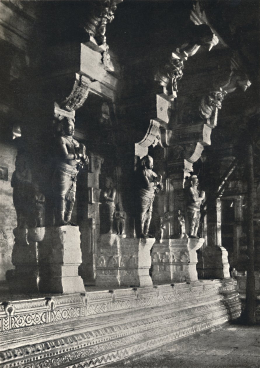 Interiér hinduistického chrámu, Cejlon, 1926 od Unbekannt