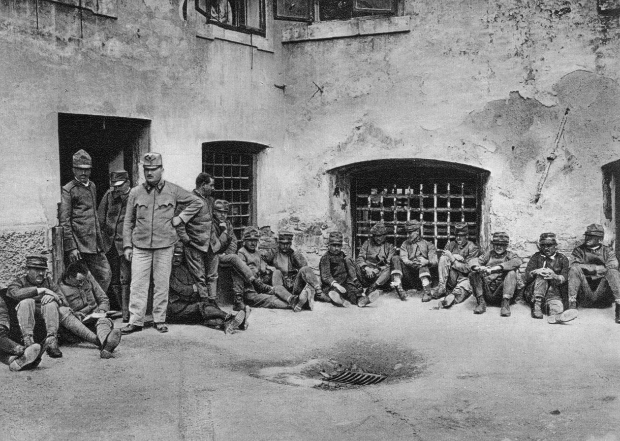 Italští zajatci na zámku Laibach v Lublani, první světová válka, 1915 od Unbekannt