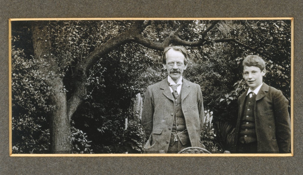 JJ Thomson se svým synem Georgem, c 1909 od Unbekannt
