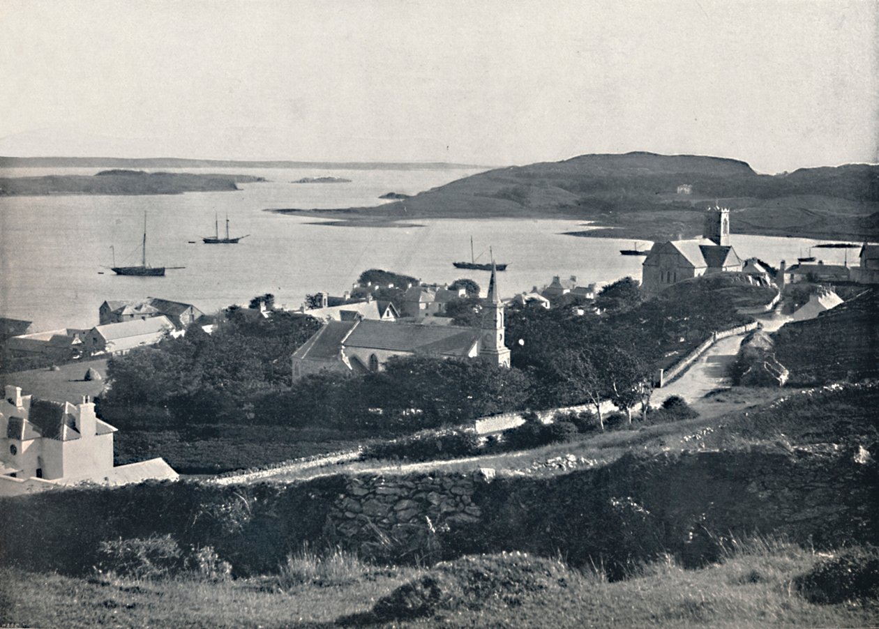 Killybegs - Pohled přes vesnici a záliv, 1895 od Unbekannt