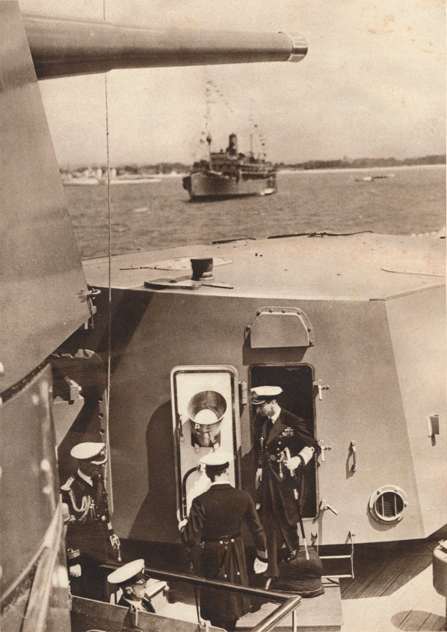 Král Jiří VI. ve střelecké věži HM Southampton, 1937 od Unbekannt