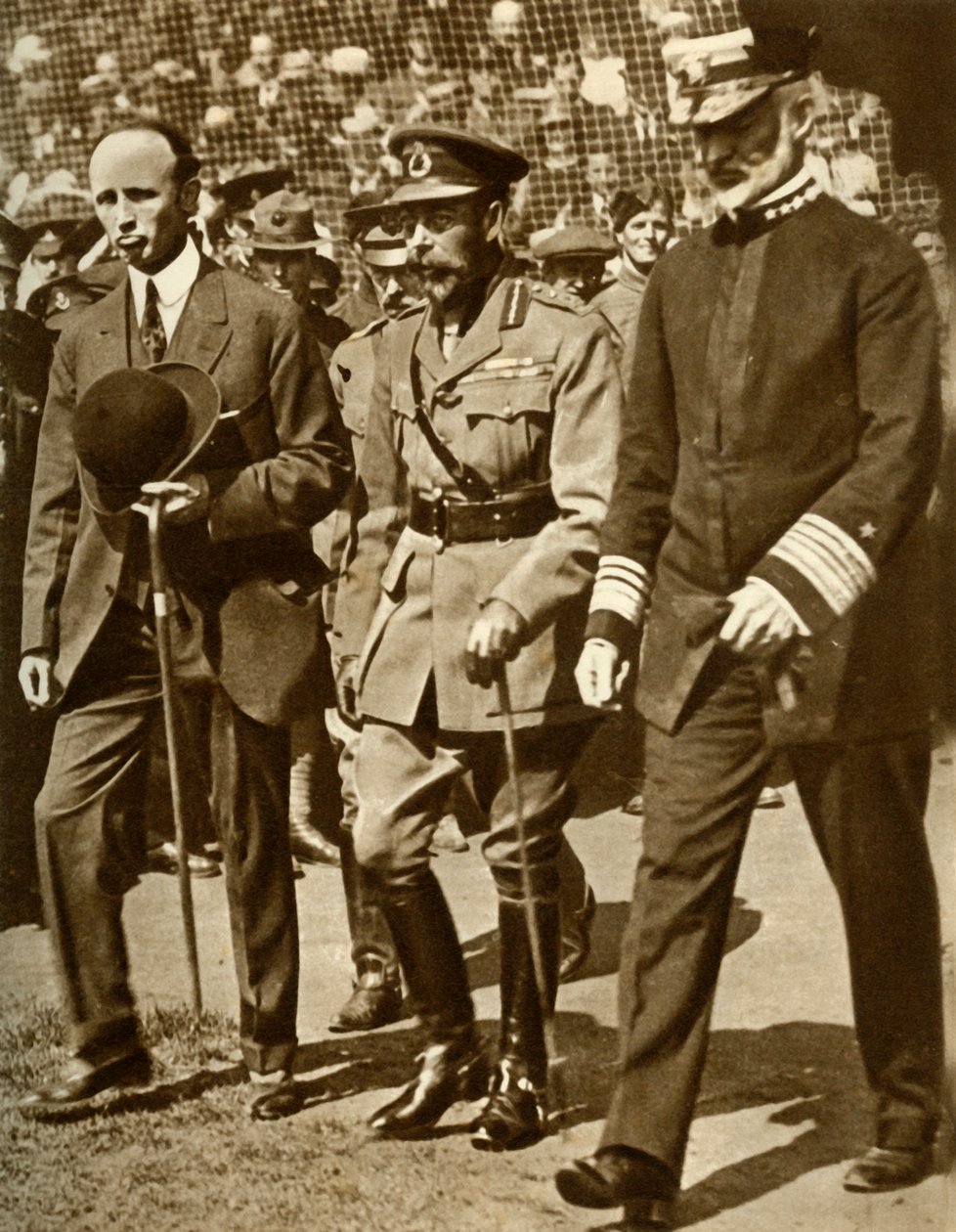 King George V navštěvuje baseballový zápas na Stamford Bridge, Londýn, 1935. od Unbekannt