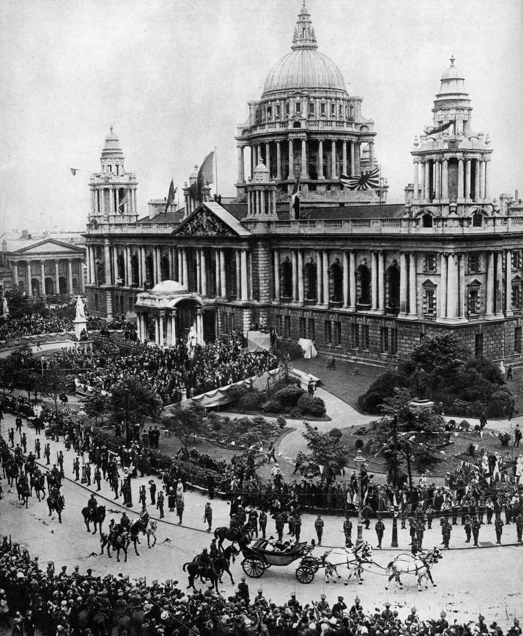 Král George V. při otevření prvního parlamentu v Ulsteru v Belfastu, 1921, 1935 od Unbekannt