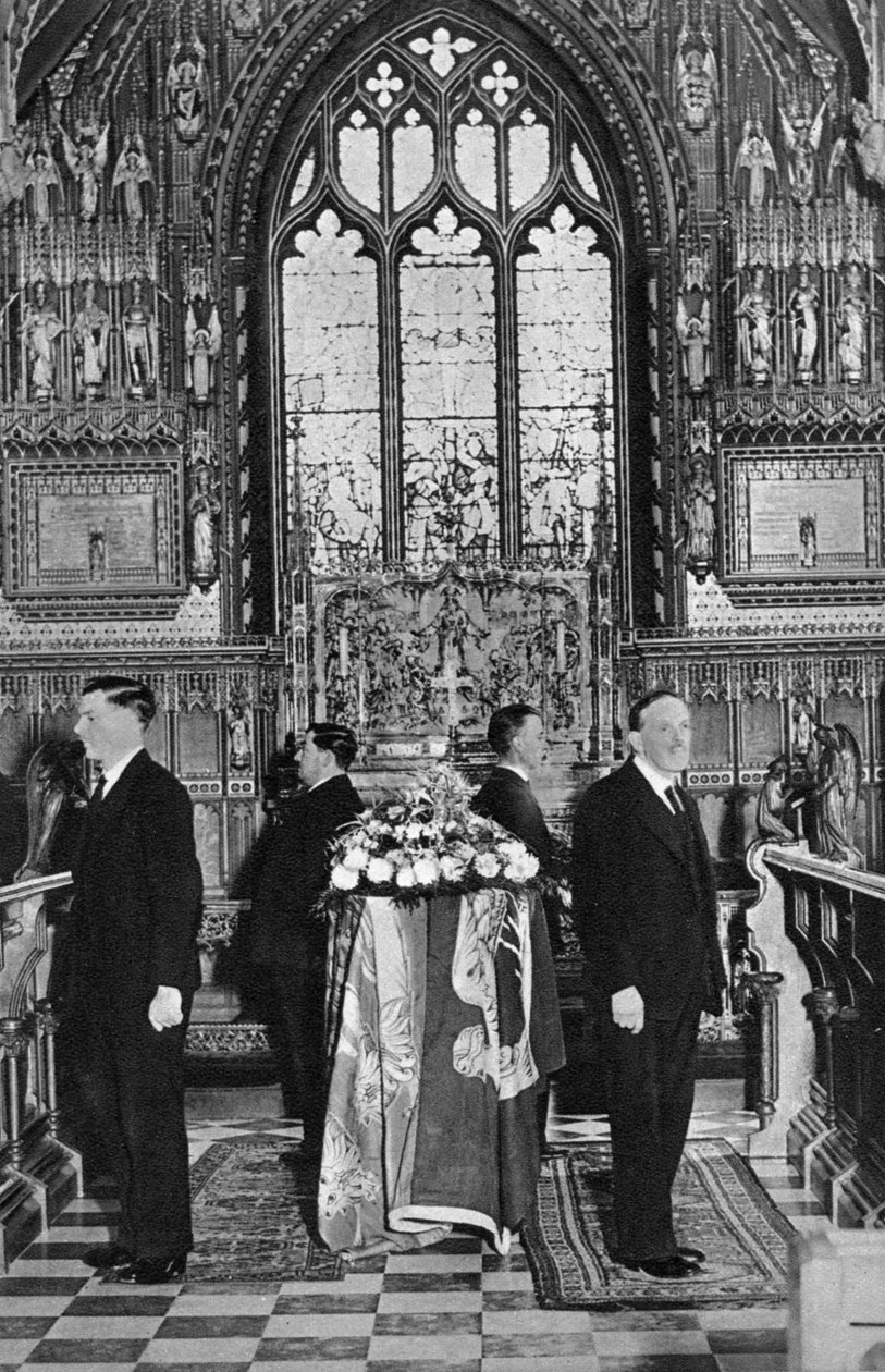 Král Jiří V. ležící ve státě, kostel svaté Máří Magdaleny, Sandringham, Norfolk, leden 1936 od Unbekannt