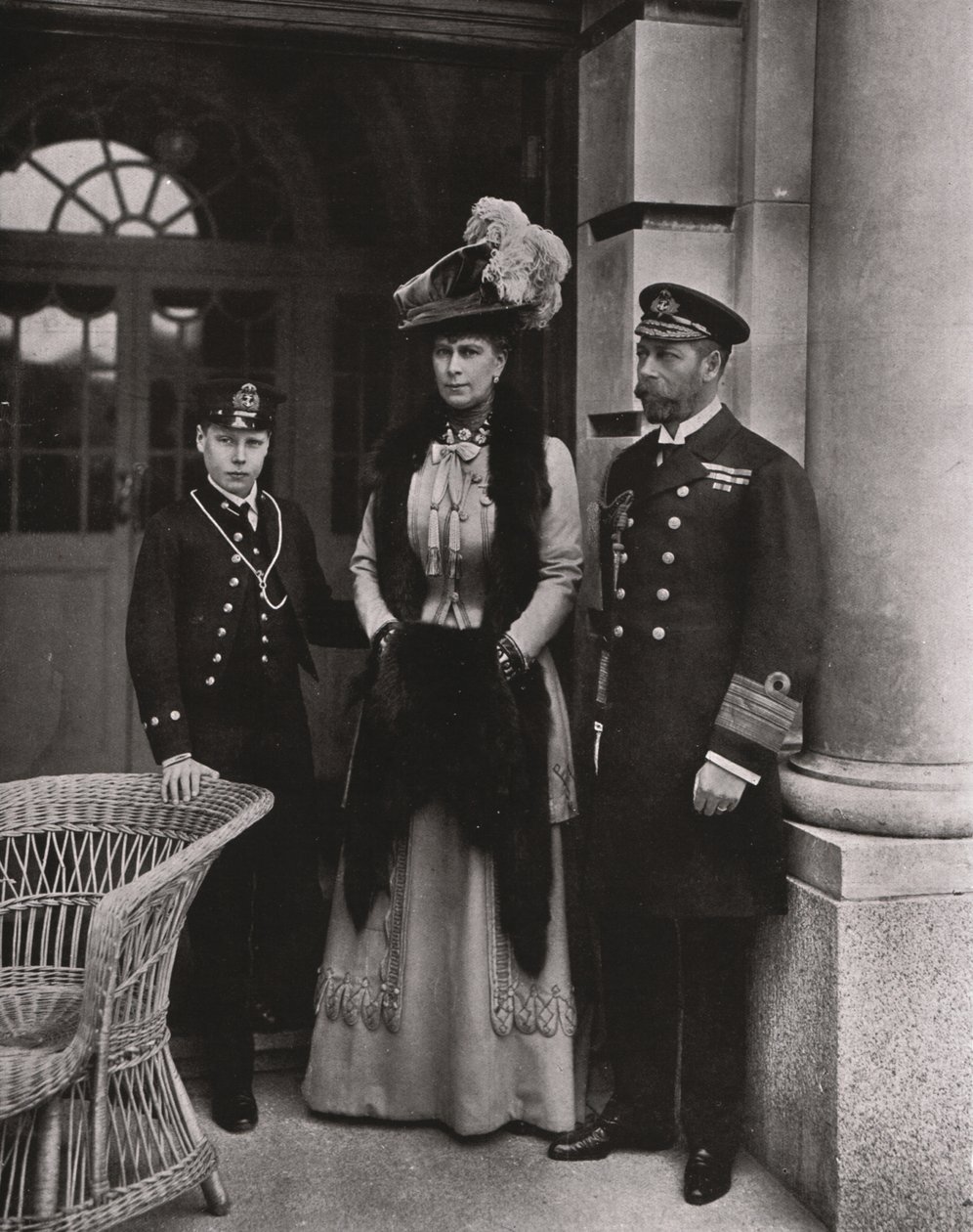 Král George a královna Mary se svým synem princem Edwardem, květen 1910. od Unbekannt