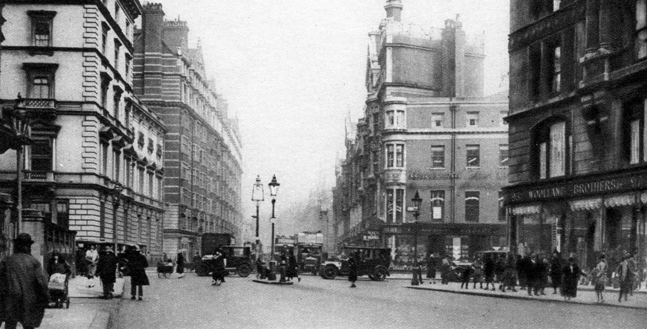 Knightsbridge, Londýn, 1926-1927 od Unbekannt