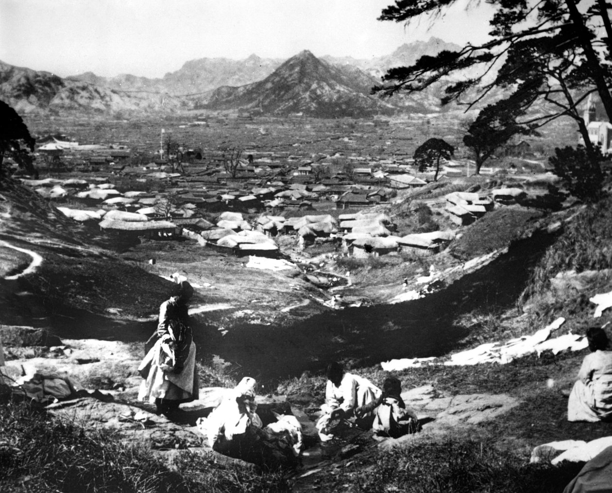 Korejské ženy na svahu, Soul, Korea, 1900 od Unbekannt