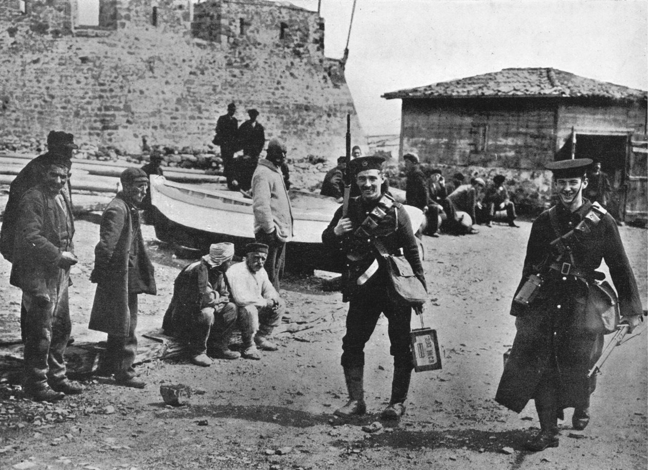 Výsadková skupina námořní pěchoty během rané části operací proti Dardanelám, 1915 od Unbekannt